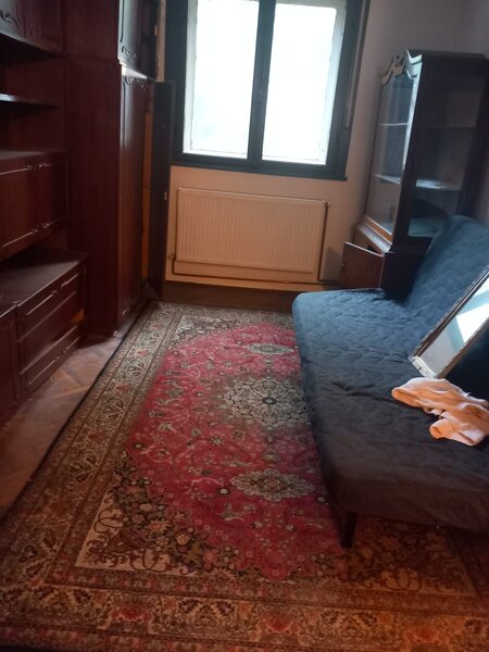 Vatra Luminoasa, vila de vanzare.