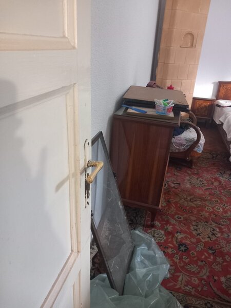 Vatra Luminoasa, vila de vanzare.